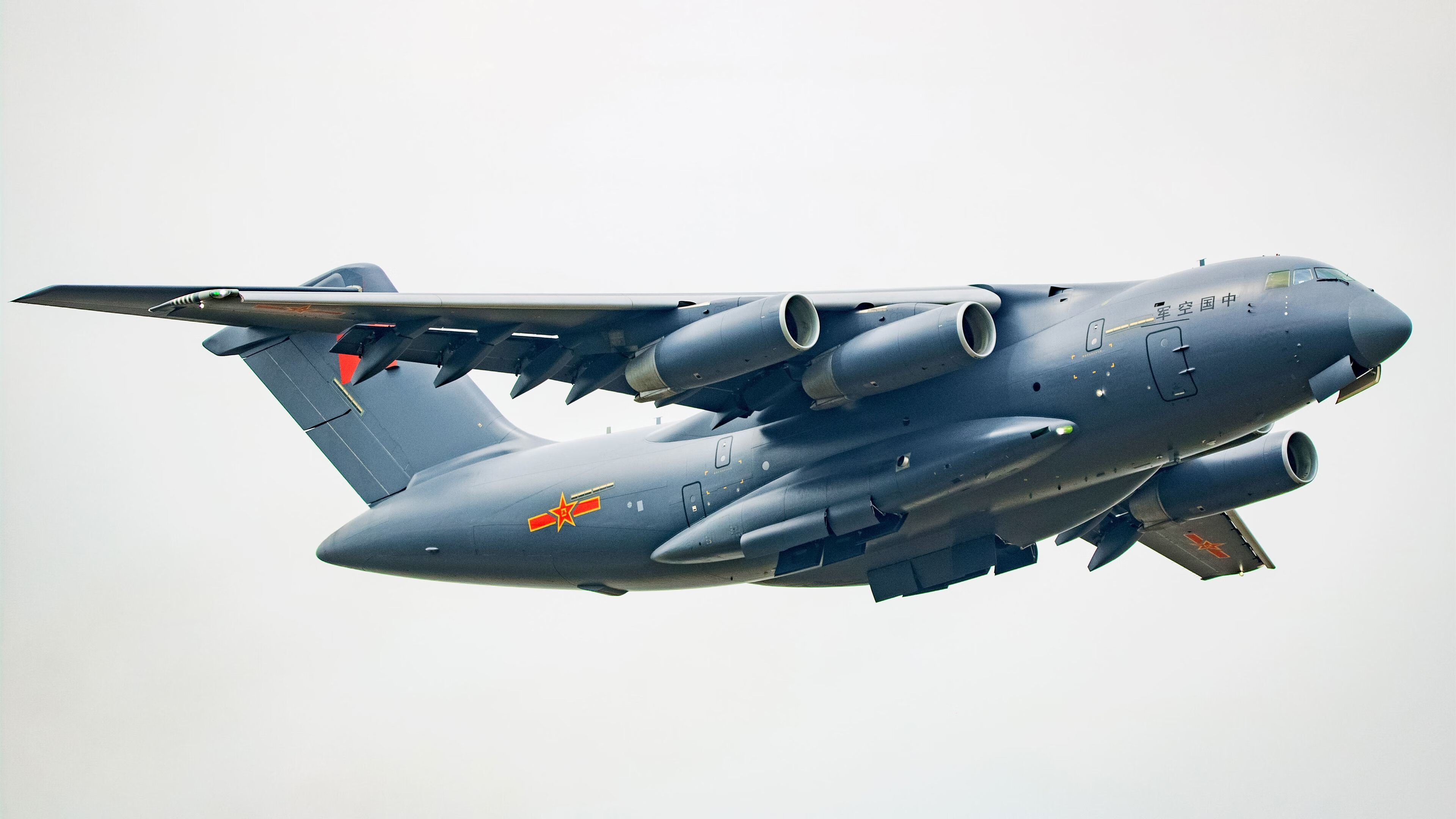 “费尔南多·比亚尔巴：阿根廷美洲狮队不可替代的进攻引擎”