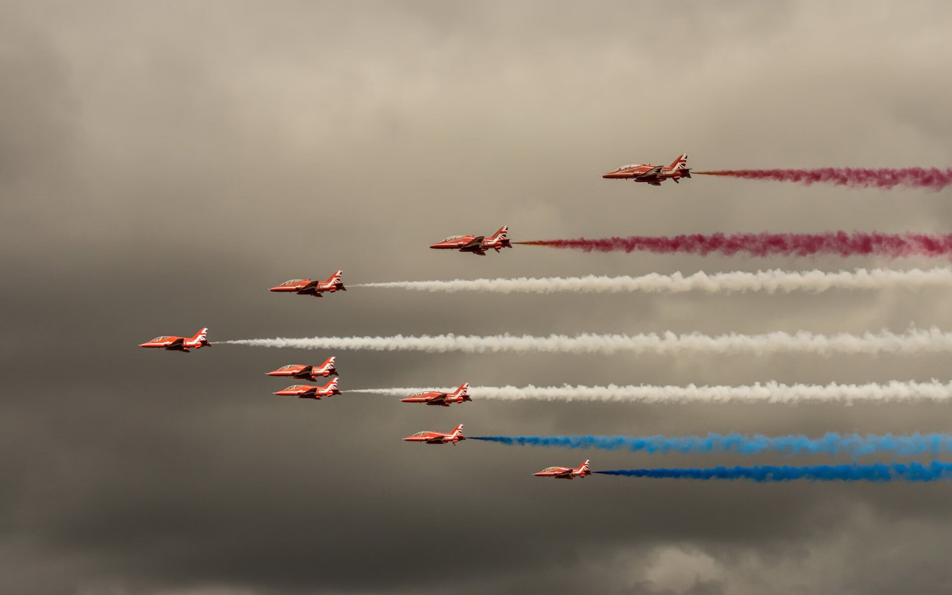 林丹被授予羽毛球推广公益奖章，林丹羽毛球奖项