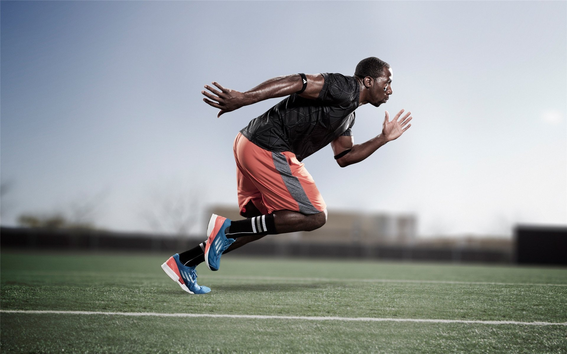 Hughes 达阵频繁,成为焦点人物,达阵模式在哪里