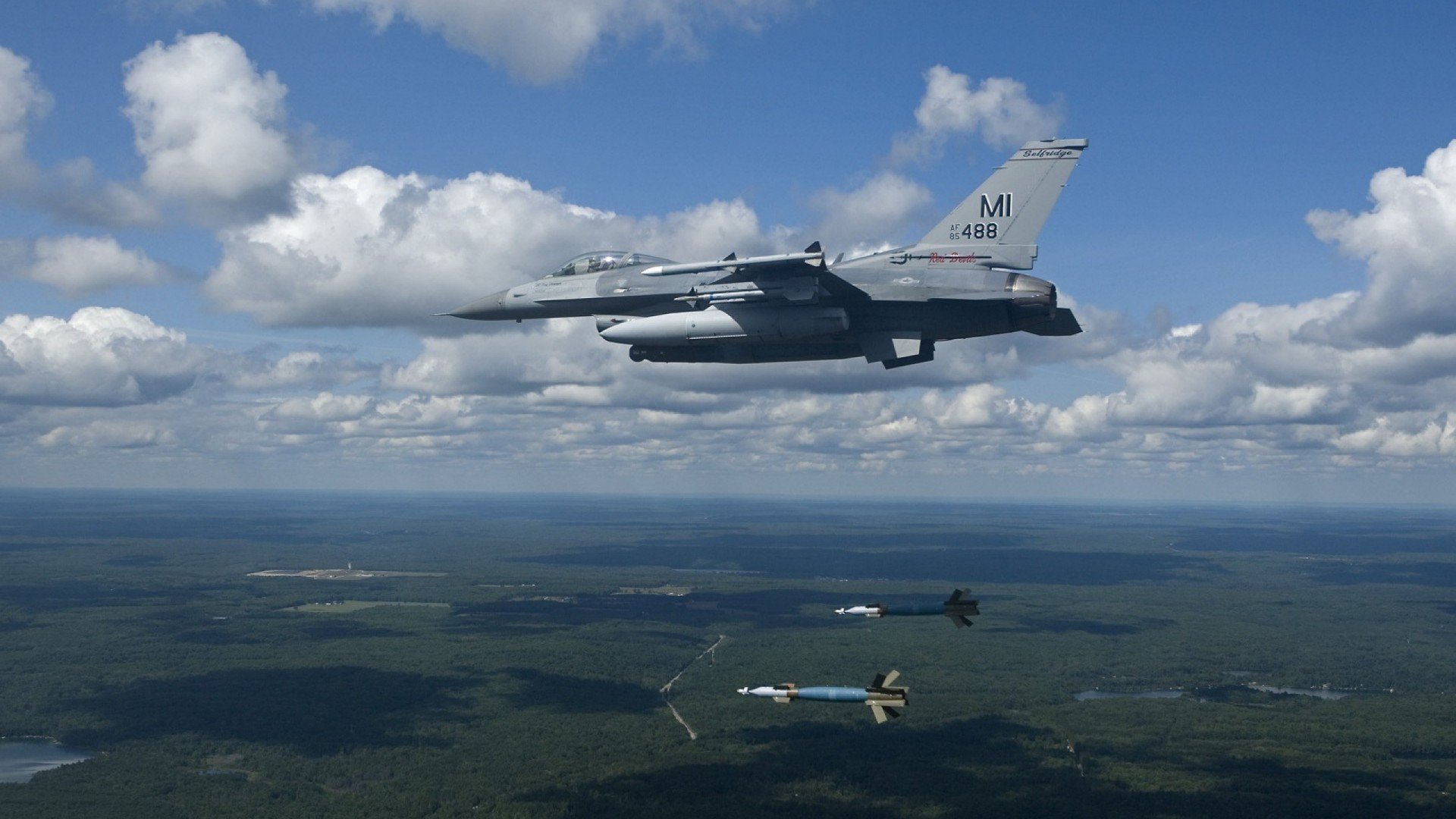 华体会在线-体育新闻中心构建可持续内容生态系统，体育新闻报道综合能力包括